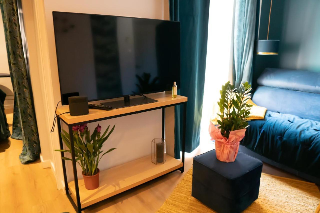 Coeur De Ville T2, Terrasse, Clim Tt Equipe, Parking Sanary-sur-Mer Exteriér fotografie